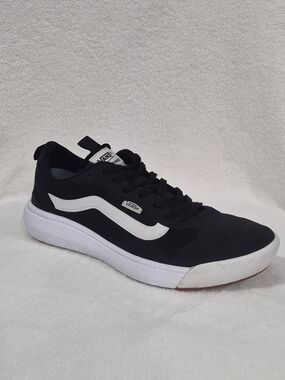 Unisex VANS Ultrarange EXO